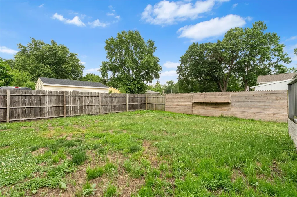 413 S 15th Street Niles City MI 49120