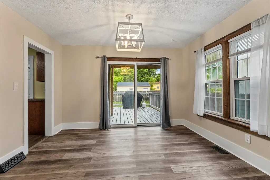 413 S 15th Street Niles City MI 49120
