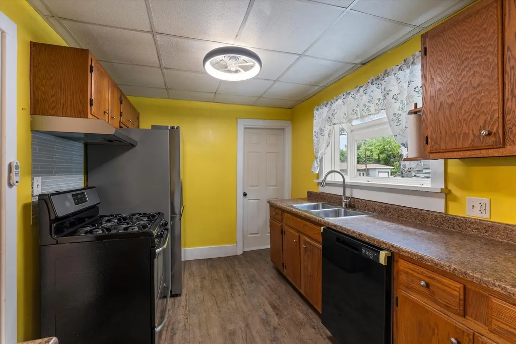 413 S 15th Street Niles City MI 49120