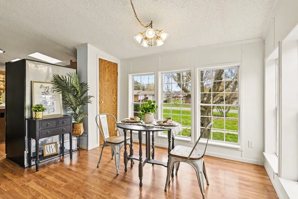 10283 S Arrowhead Drive Oronoko Charter Township MI 49103