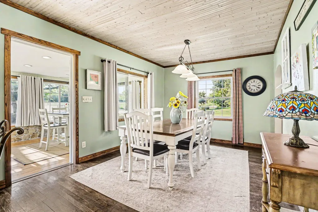 2175 E Hinchman Road Oronoko Charter Township MI 49103