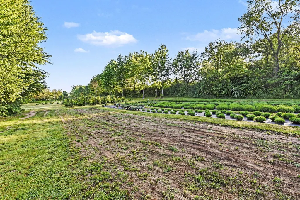 2175 E Hinchman Road Oronoko Charter Township MI 49103