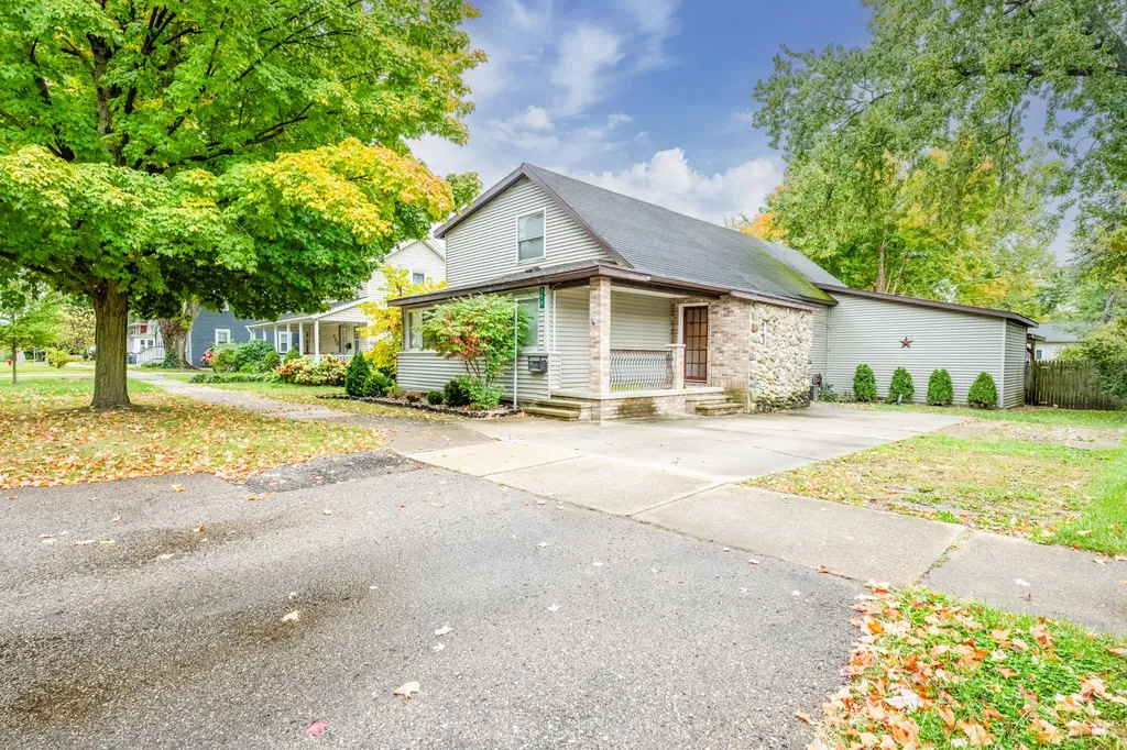 305 S Main Street Berrien Springs Village MI 49103