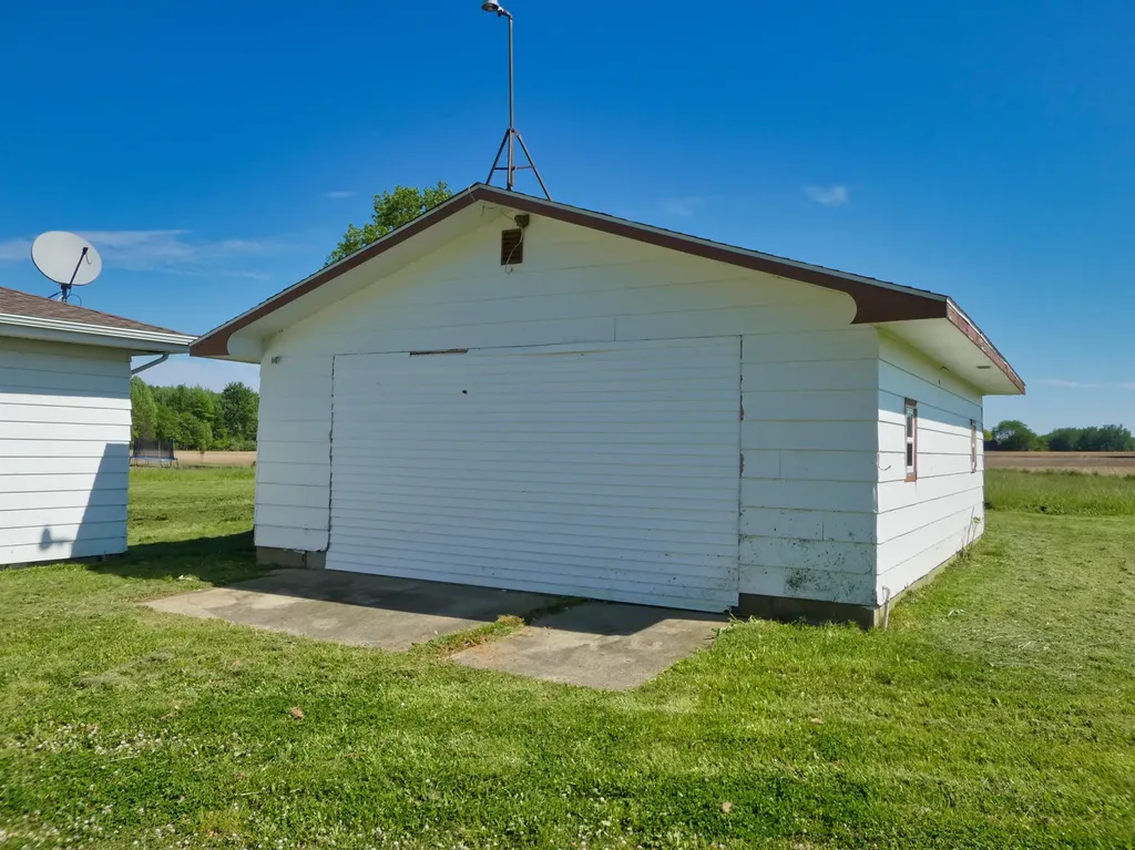 4534 E Britain Avenue Benton Charter Township MI 49022