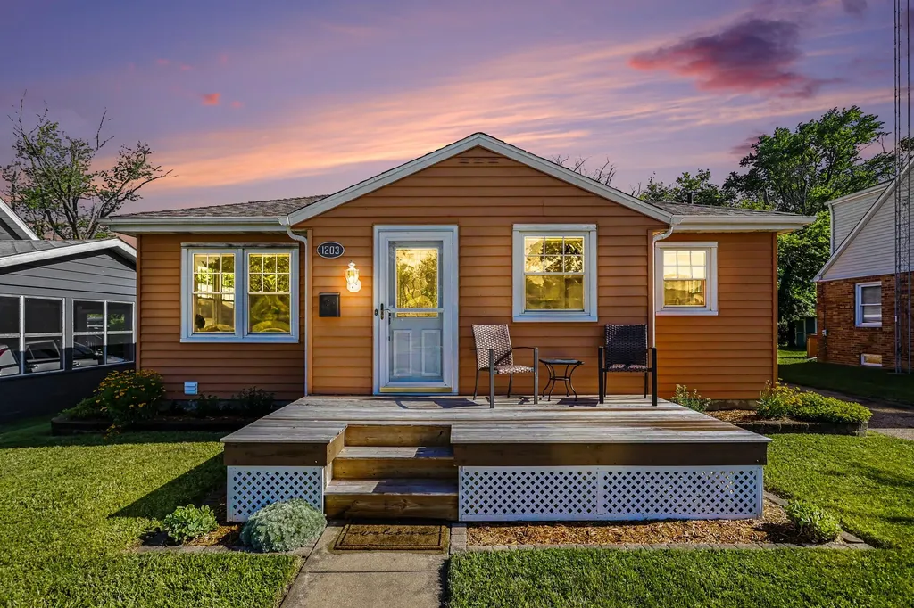 1203 Orchard Avenue St. Joseph City MI 49085