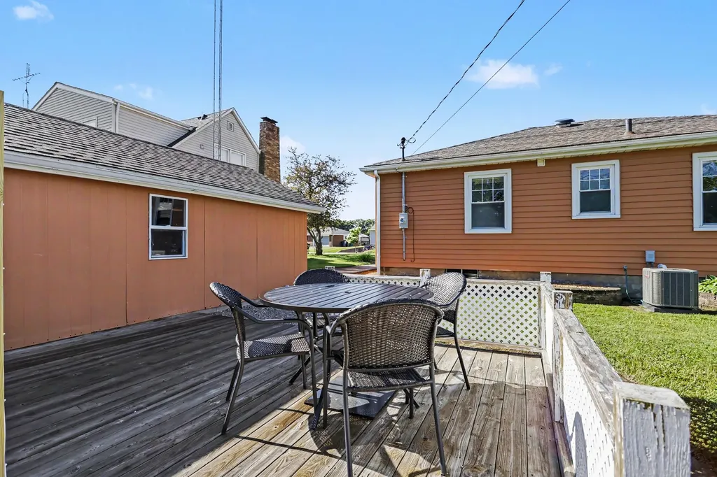 1203 Orchard Avenue St. Joseph City MI 49085