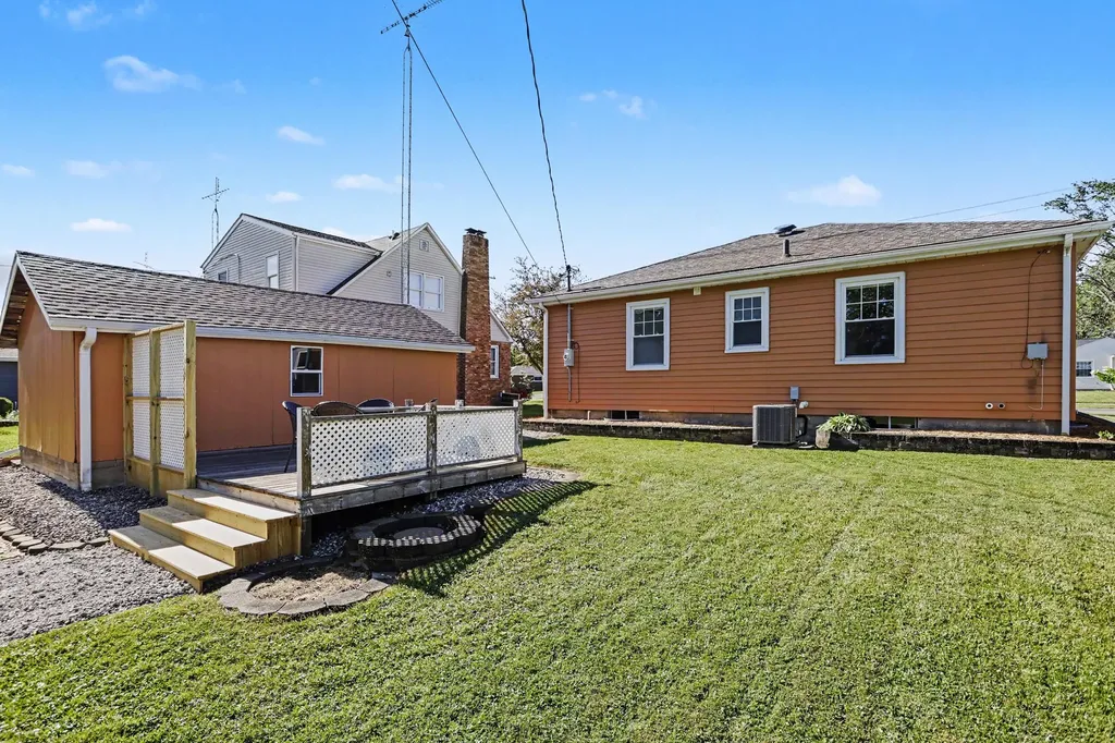 1203 Orchard Avenue St. Joseph City MI 49085