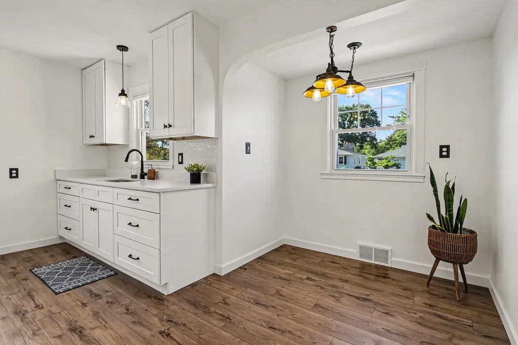 1203 Orchard Avenue St. Joseph City MI 49085