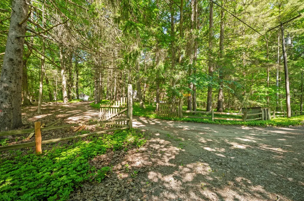 13165 Birchwood Drive Chikaming Township MI 49115