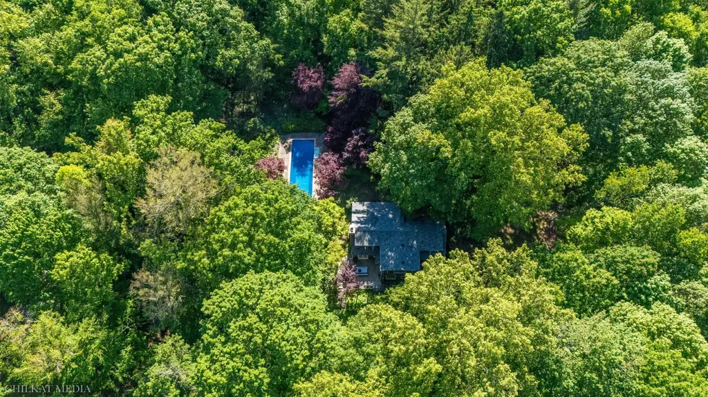 13165 Birchwood Drive Chikaming Township MI 49115