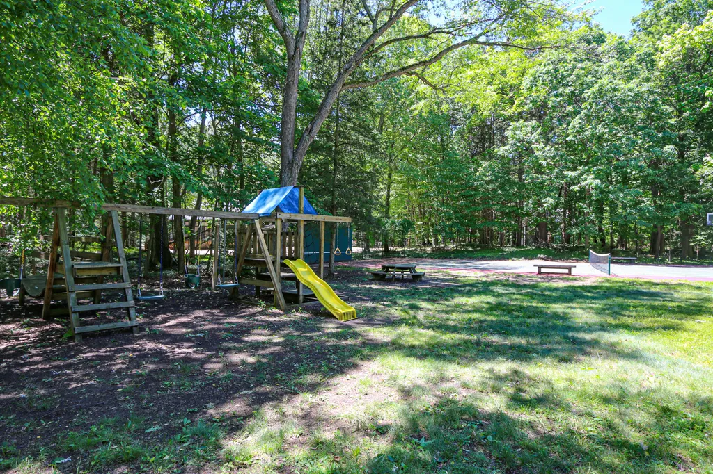 13165 Birchwood Drive Chikaming Township MI 49115