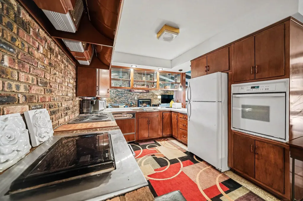 50575 W Lakeshore Drive Silver Creek Township MI 49047
