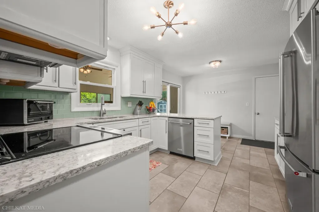 575 Lonesome Pine Trail St. Joseph Charter Township MI 49085