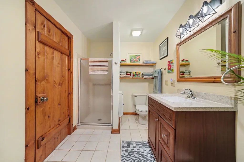 15283 Prairie Road Chikaming Township MI 49128