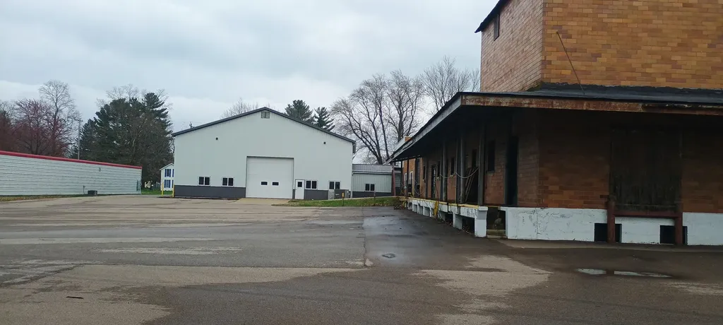 320 Park Street Coloma City MI 49038
