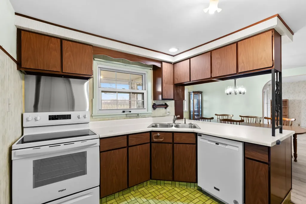 5844 S Scottdale Road Royalton Township MI 49103