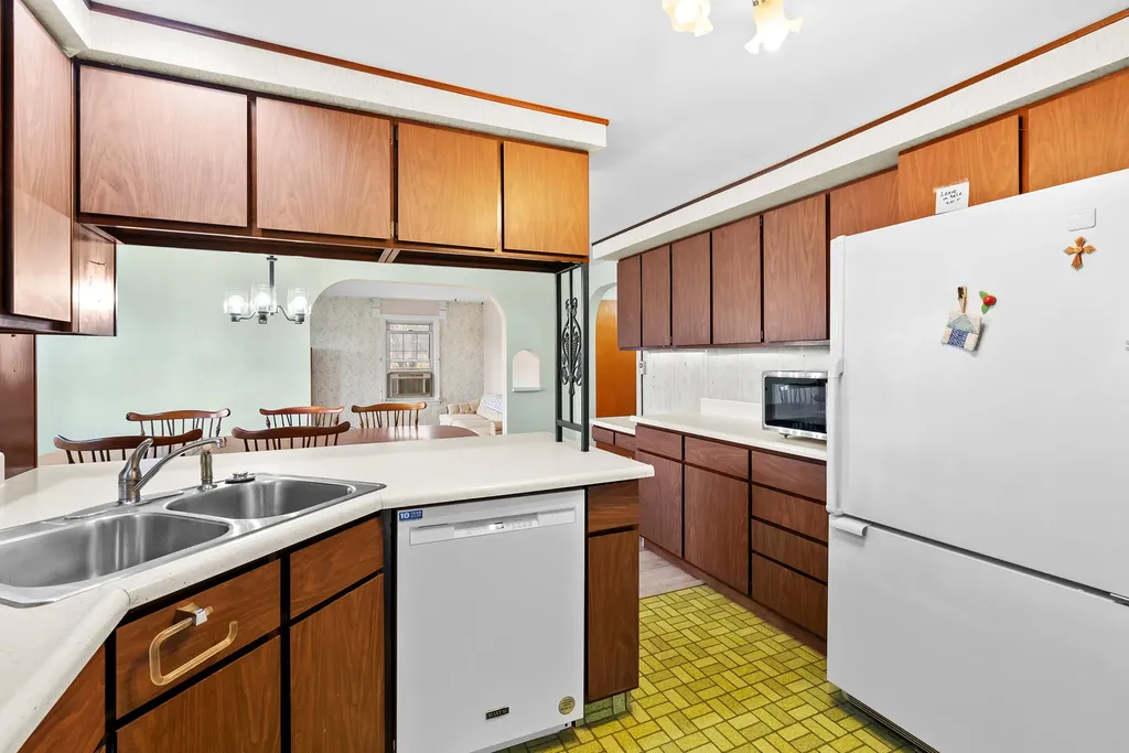 5844 S Scottdale Road Royalton Township MI 49103