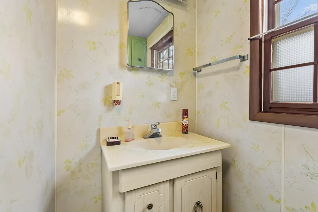 5844 S Scottdale Road Royalton Township MI 49103