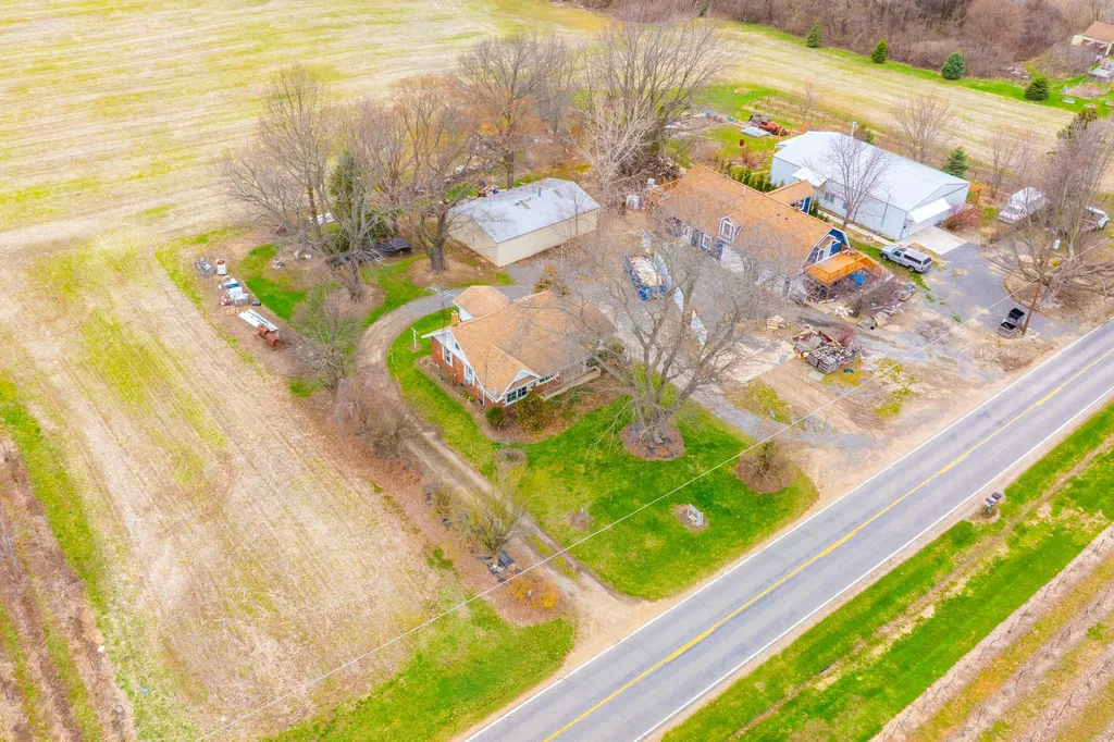 5844 S Scottdale Road Royalton Township MI 49103
