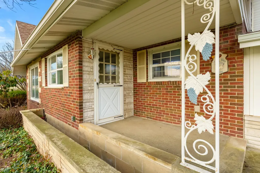 5844 S Scottdale Road Royalton Township MI 49103