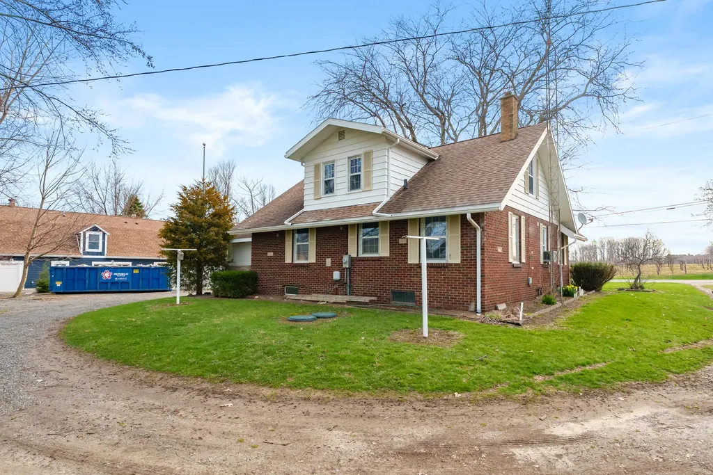 5844 S Scottdale Road Royalton Township MI 49103