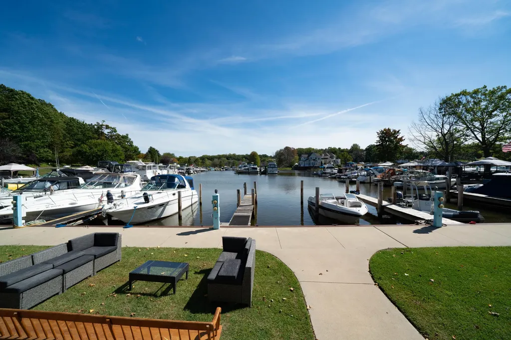 740 Preserve Drive South Haven City MI 49090