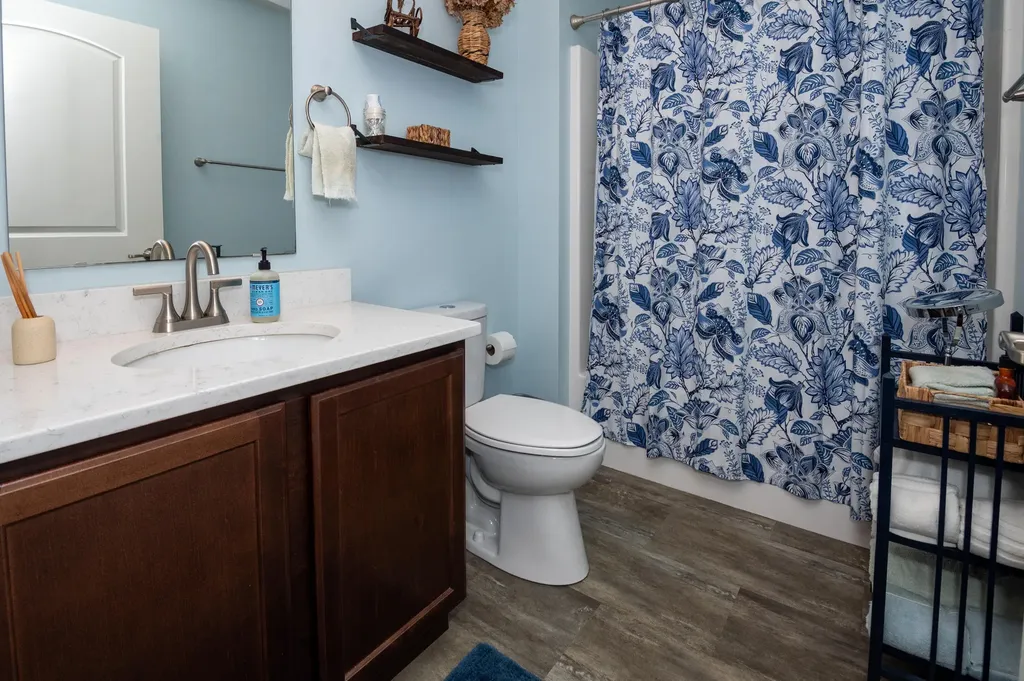 50306 Pleasant Street Silver Creek Township MI 49047