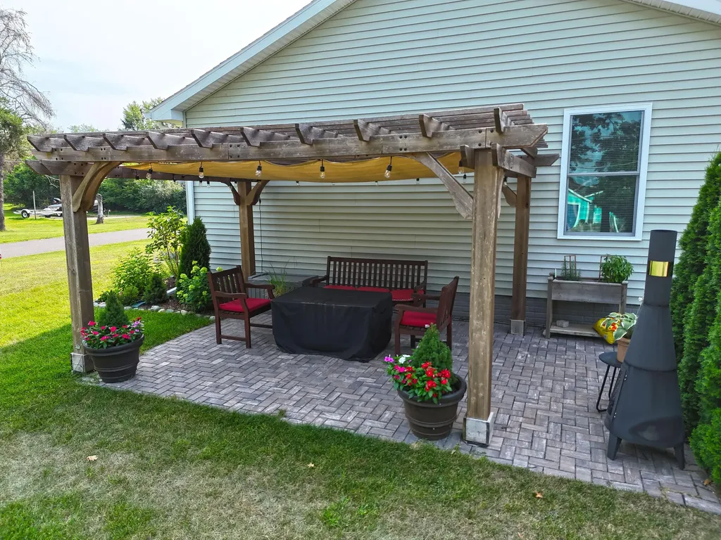 50306 Pleasant Street Silver Creek Township MI 49047