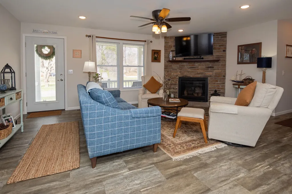 50306 Pleasant Street Silver Creek Township MI 49047
