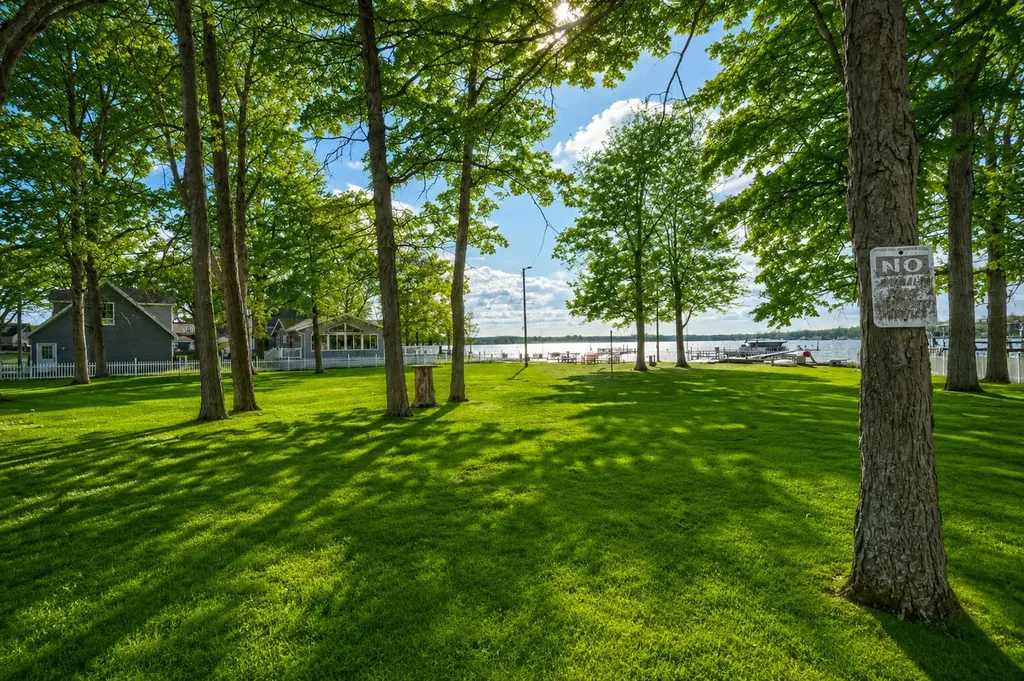 50306 Pleasant Street Silver Creek Township MI 49047