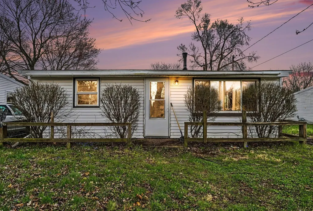 240 N 25th Street Springfield City MI 49037