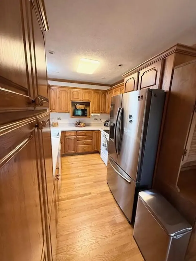 5586 Wendzel Drive Coloma Charter Township MI 49038