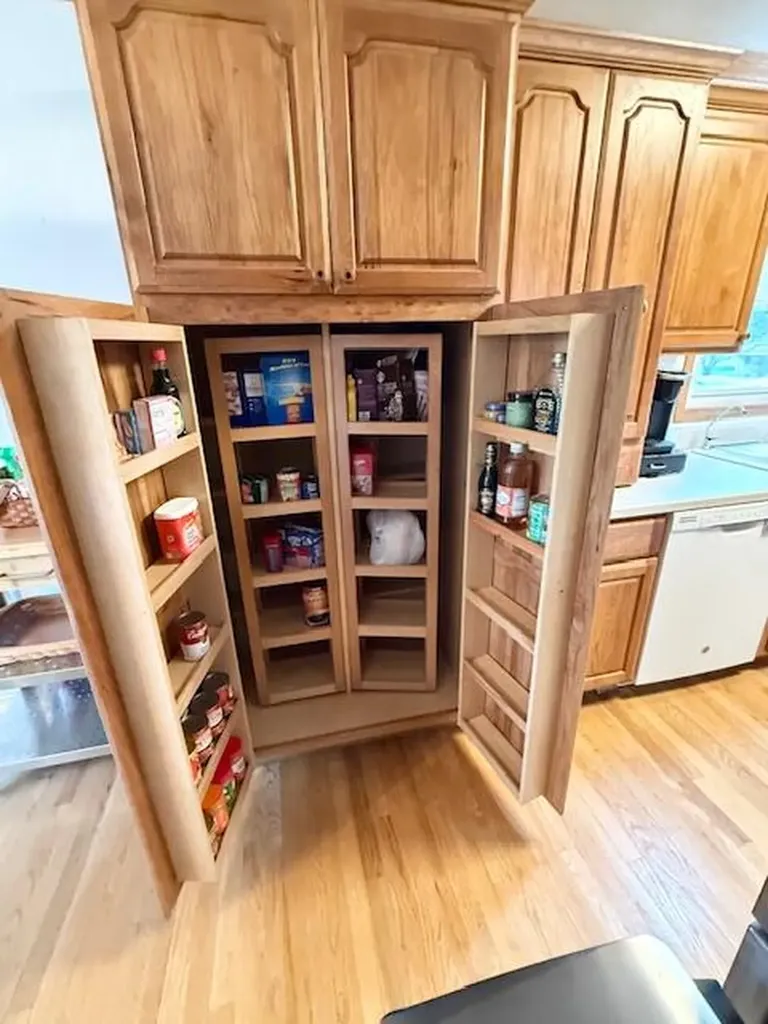 5586 Wendzel Drive Coloma Charter Township MI 49038