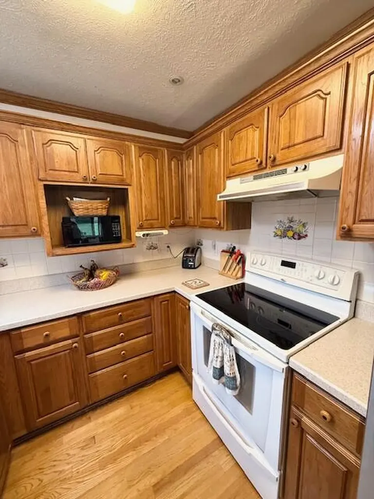 5586 Wendzel Drive Coloma Charter Township MI 49038
