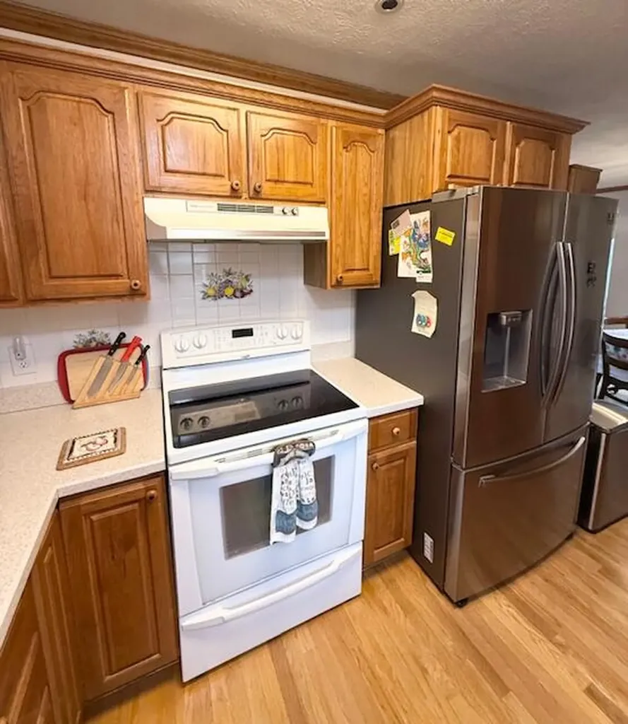 5586 Wendzel Drive Coloma Charter Township MI 49038