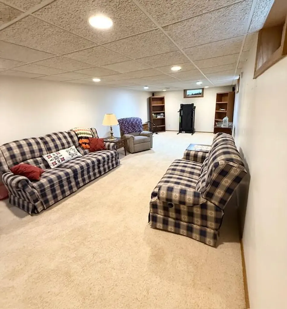 5586 Wendzel Drive Coloma Charter Township MI 49038