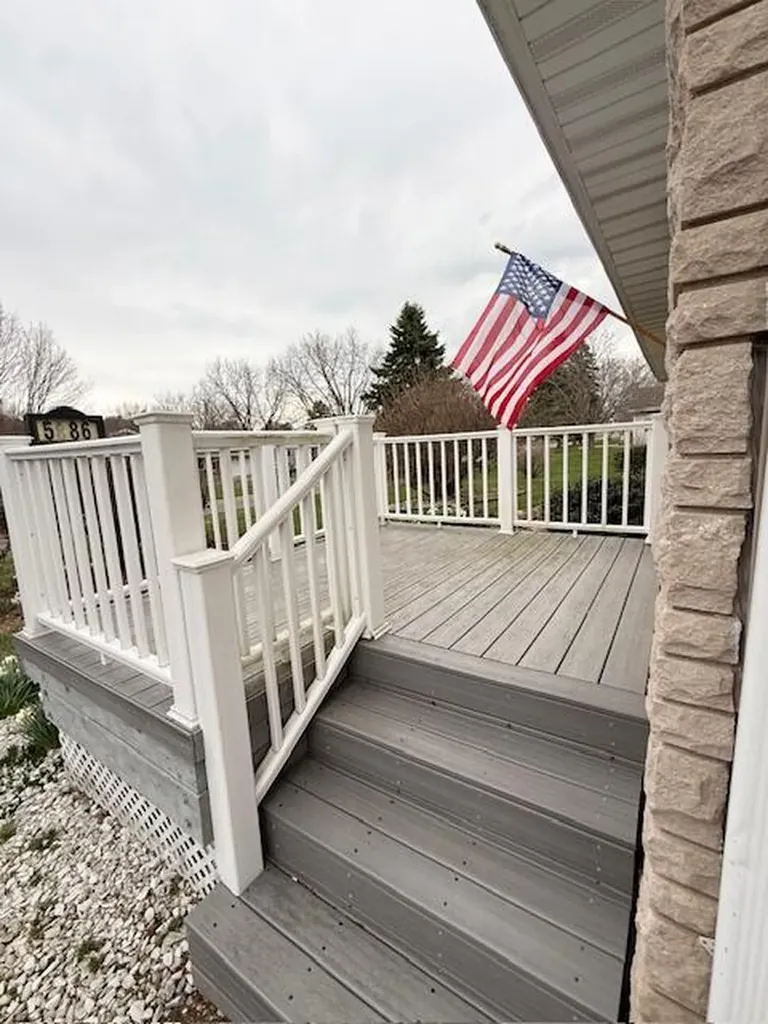 5586 Wendzel Drive Coloma Charter Township MI 49038