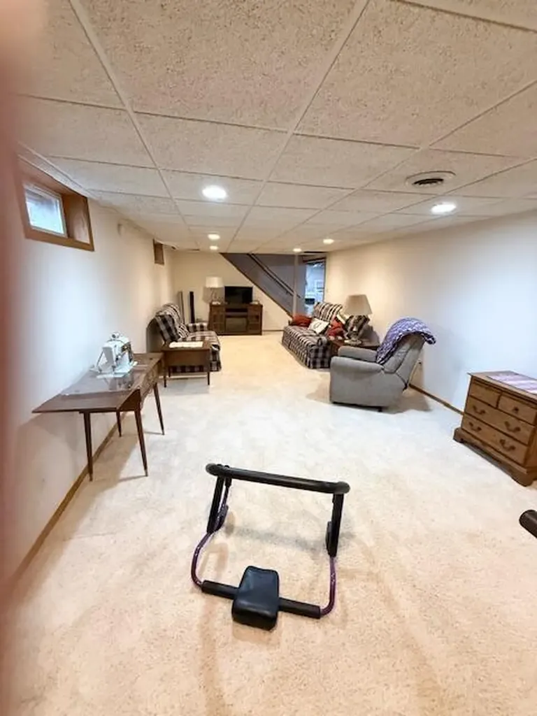 5586 Wendzel Drive Coloma Charter Township MI 49038
