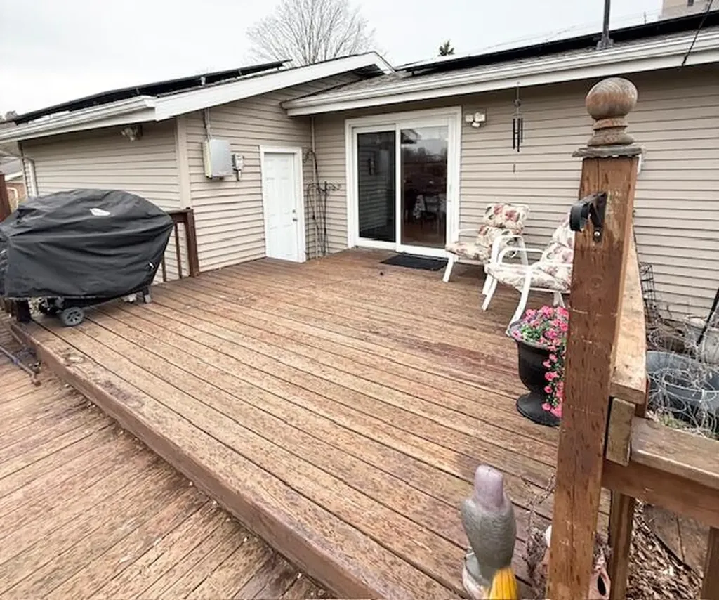 5586 Wendzel Drive Coloma Charter Township MI 49038