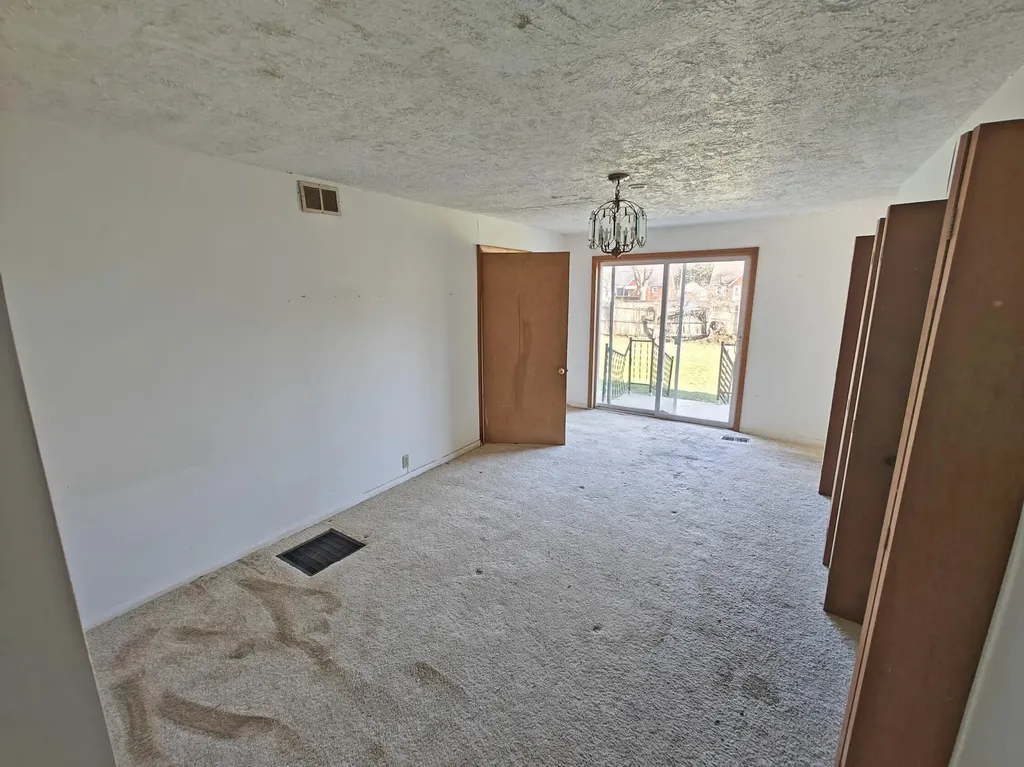 5587 E Karen Court Stevensville Village MI 49127