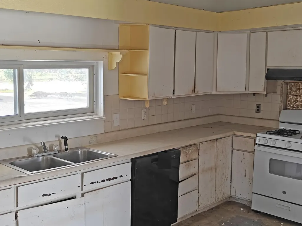 5587 E Karen Court Stevensville Village MI 49127