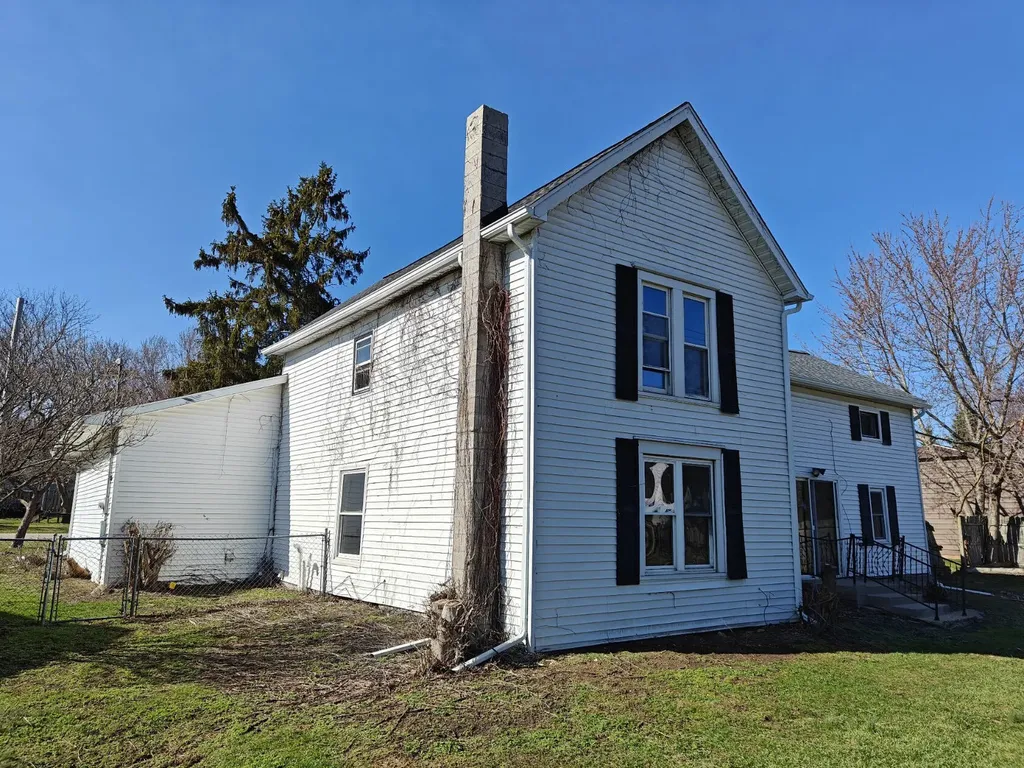 5587 E Karen Court Stevensville Village MI 49127