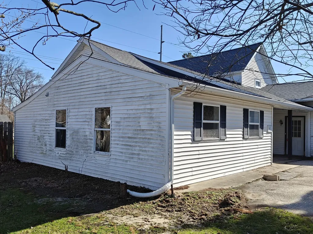 5587 E Karen Court Stevensville Village MI 49127
