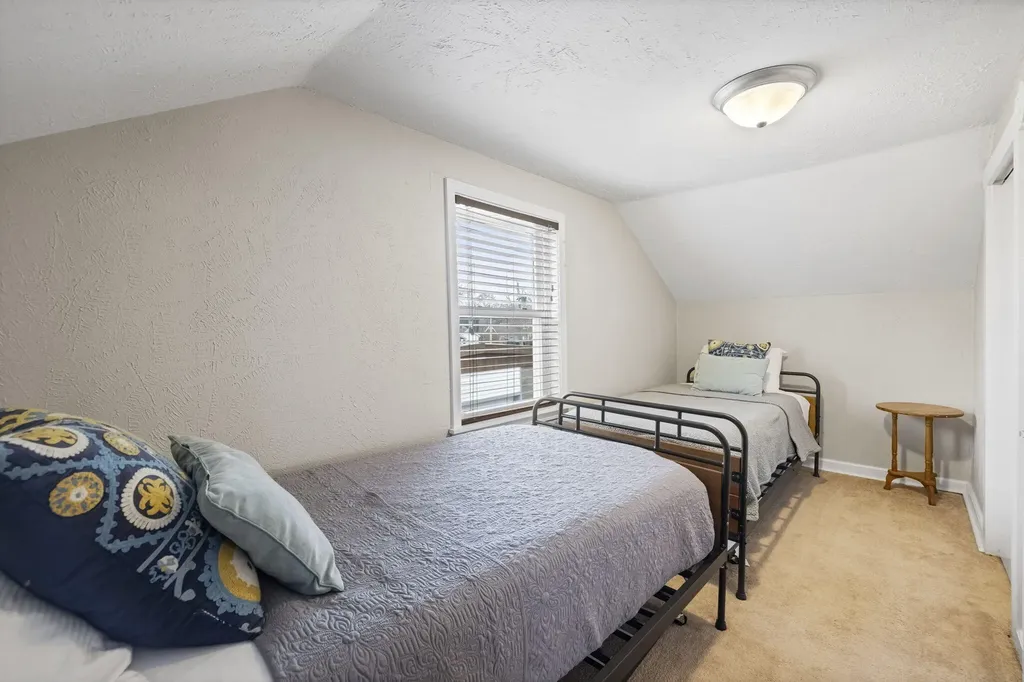 607 Sherwood Avenue Three Oaks Village MI 49128