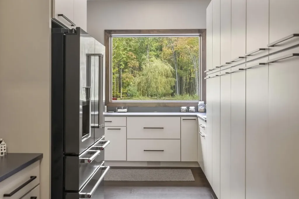6941 Youngren Road Chikaming Township MI 49115