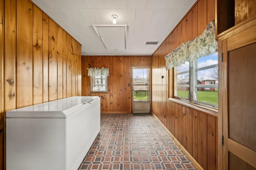 55796 92nd Avenue Hamilton Township MI 49047