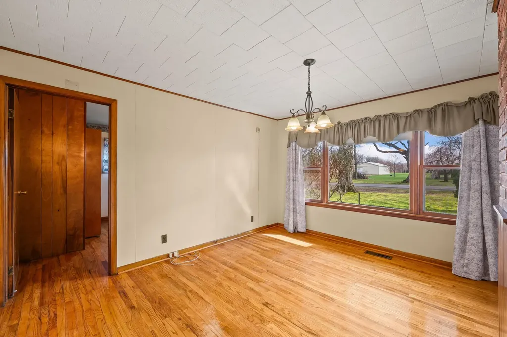55796 92nd Avenue Hamilton Township MI 49047