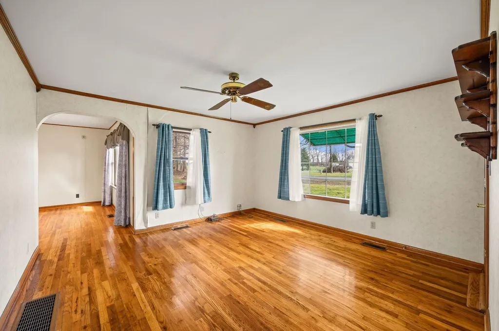 55796 92nd Avenue Hamilton Township MI 49047