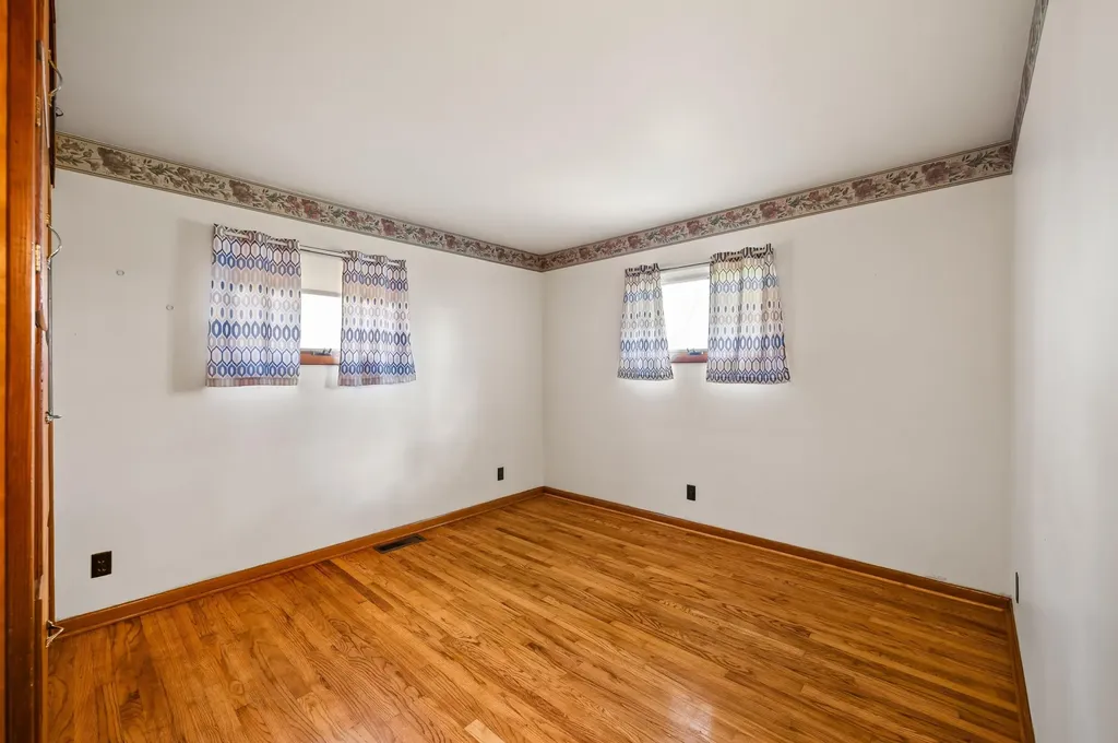 55796 92nd Avenue Hamilton Township MI 49047