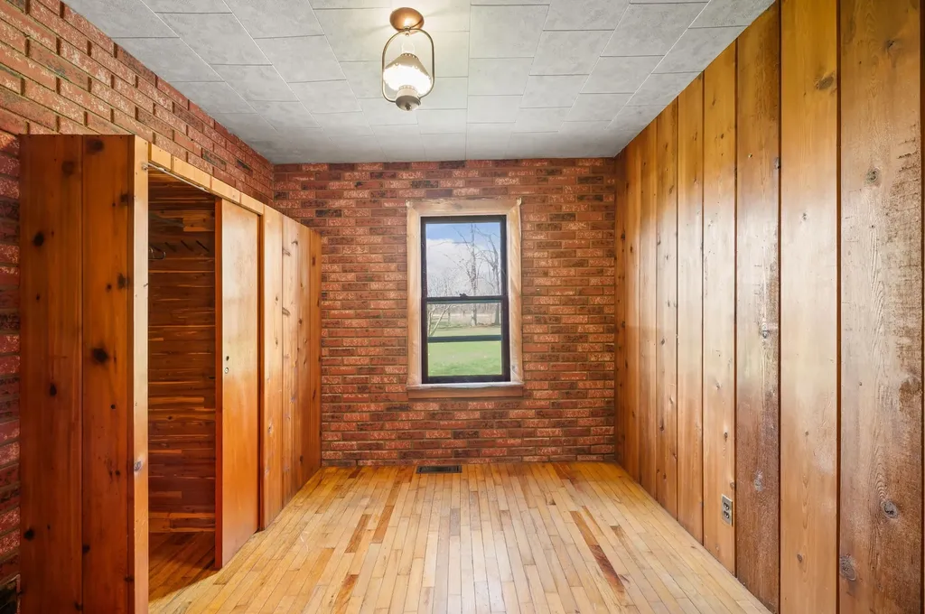 55796 92nd Avenue Hamilton Township MI 49047